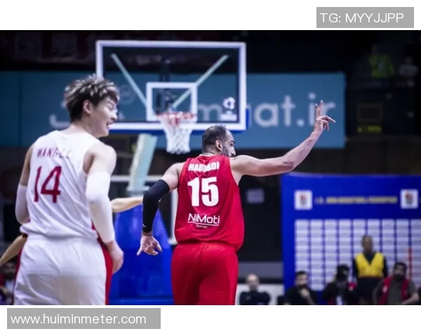 蔚山现代与广东男篮激战正酣谁能在这场对决中笑到最后