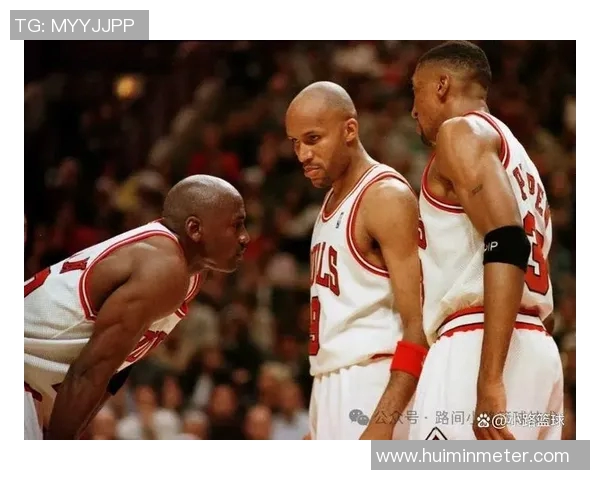 乔丹公牛与库里勇士的巅峰对决：篮球历史上的传奇碰撞与辉煌时刻